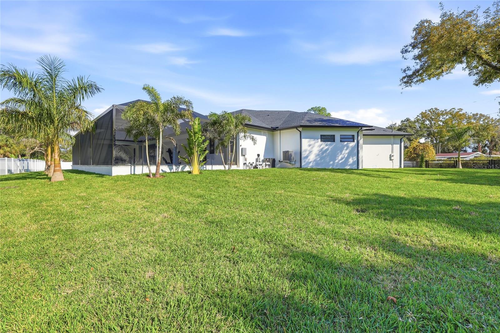 TB8462668 Property Photo