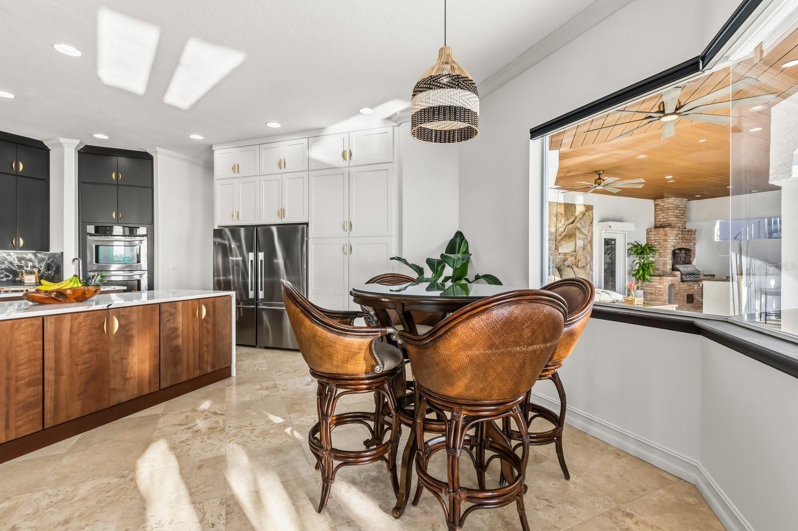 O6372418 Property Photo