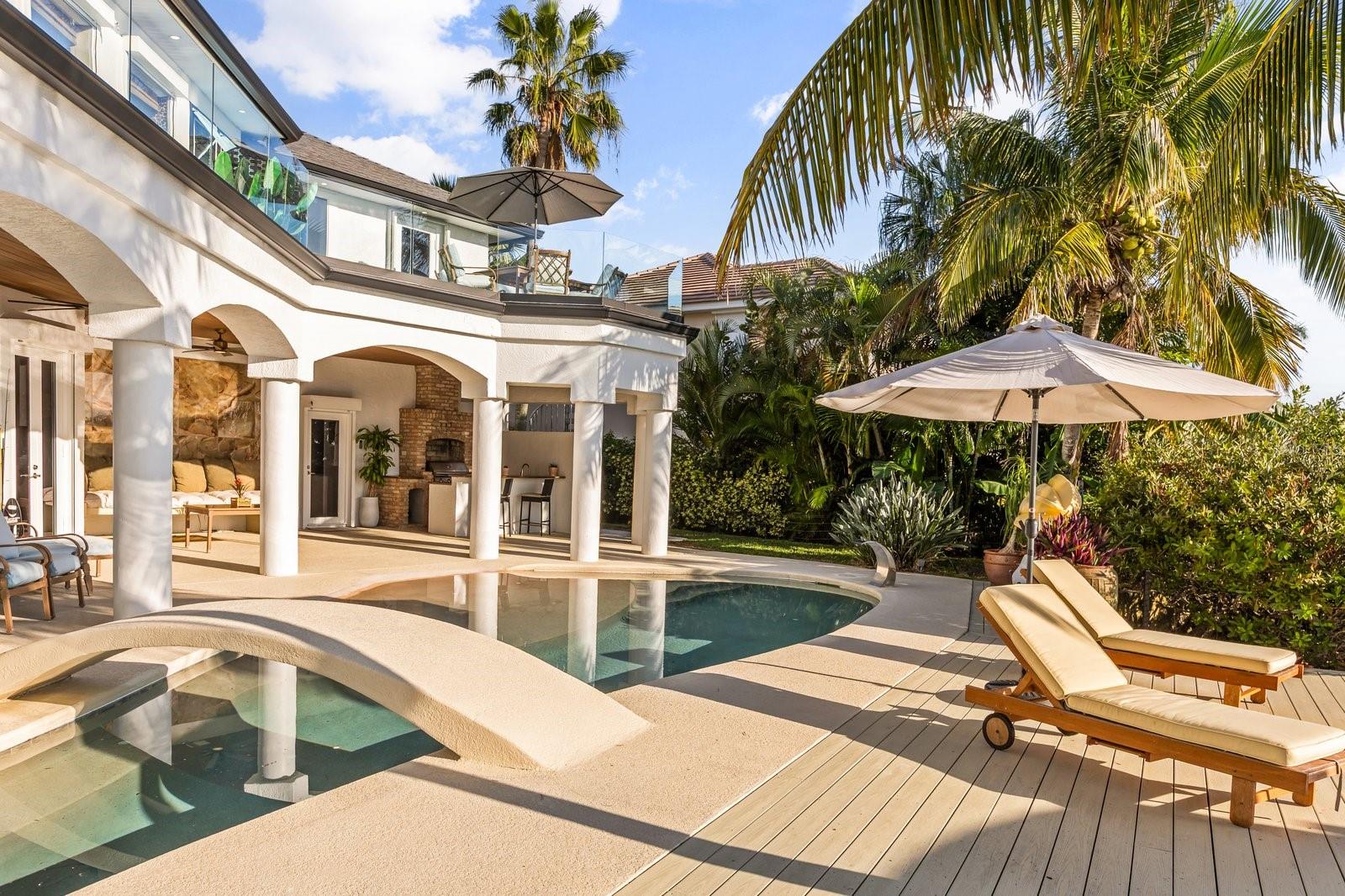 O6372418 Property Photo