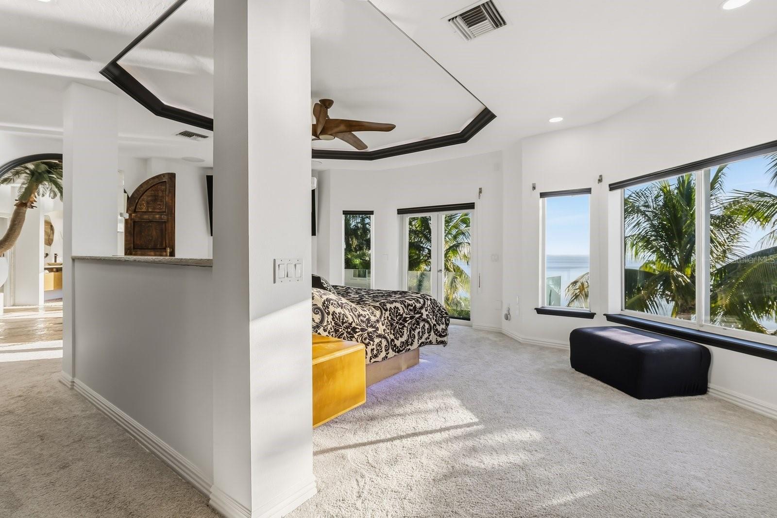 O6372418 Property Photo