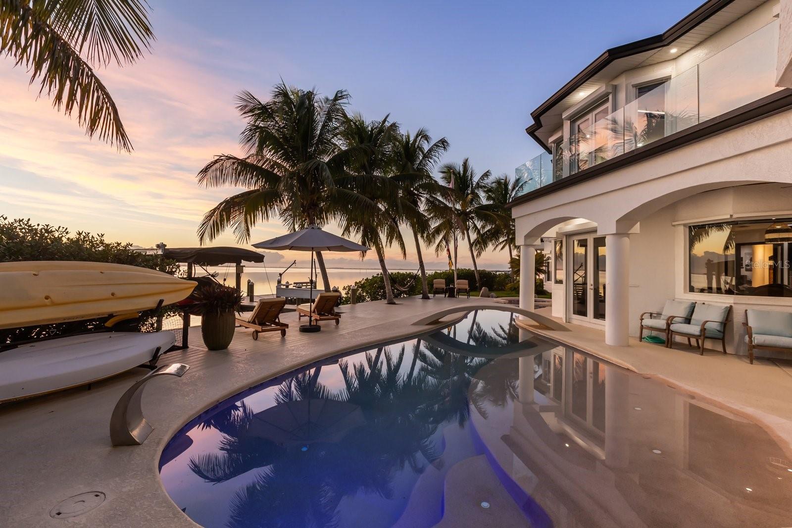 O6372418 Property Photo