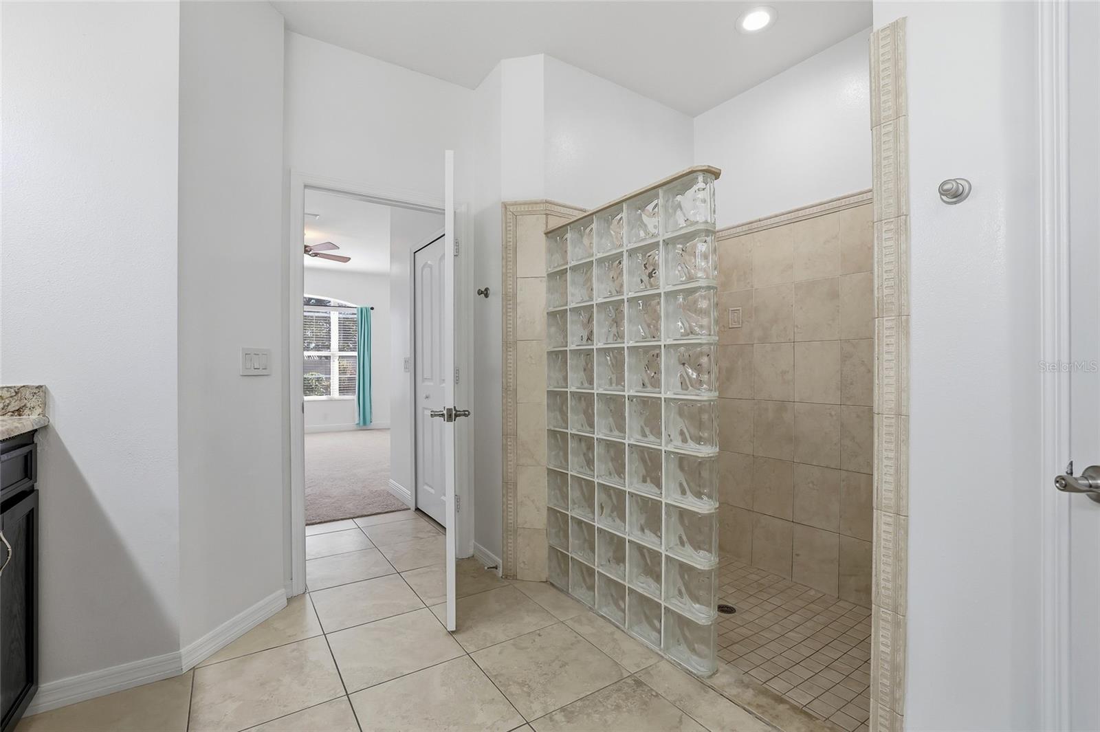 1512 CROOKED STICK DR, VALRICO, FL, 33596