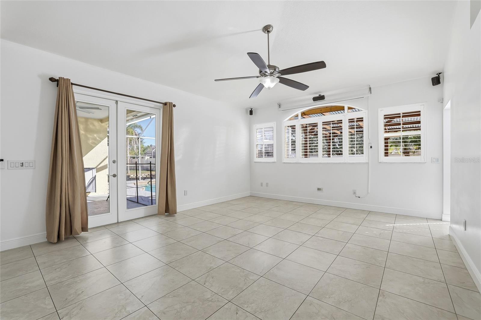 1512 CROOKED STICK DR, VALRICO, FL, 33596