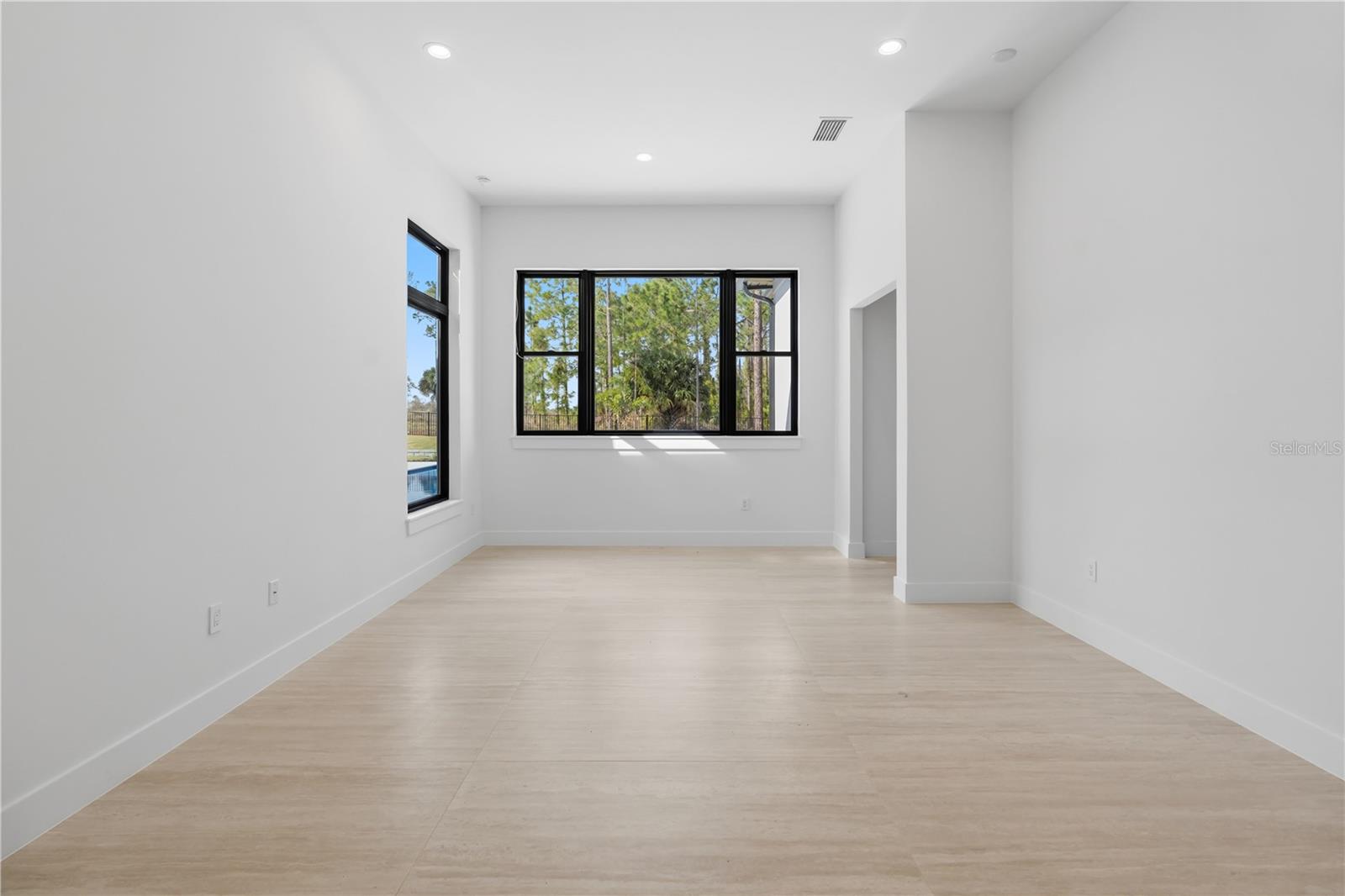 G5106408 Property Photo