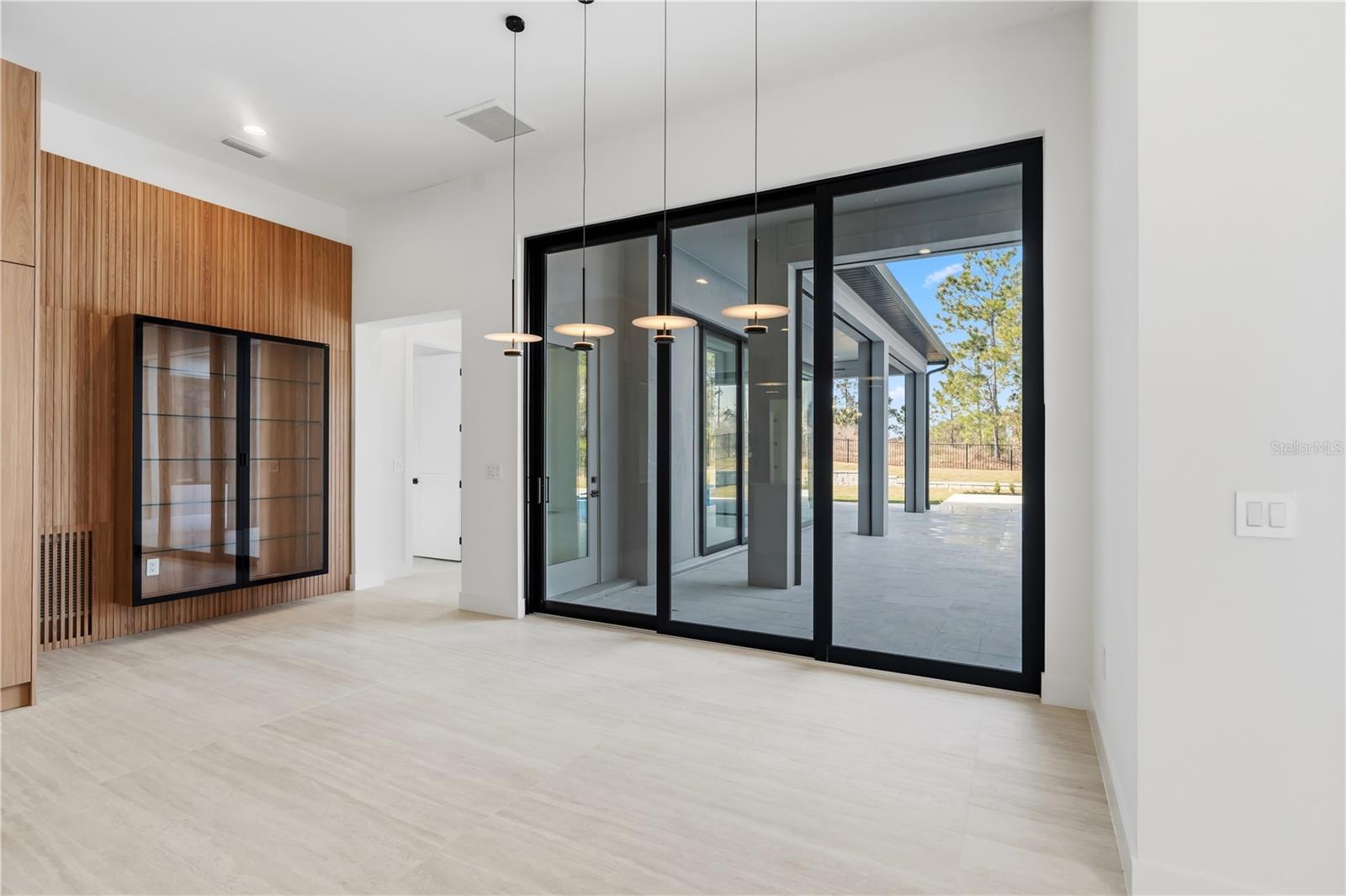 G5106408 Property Photo