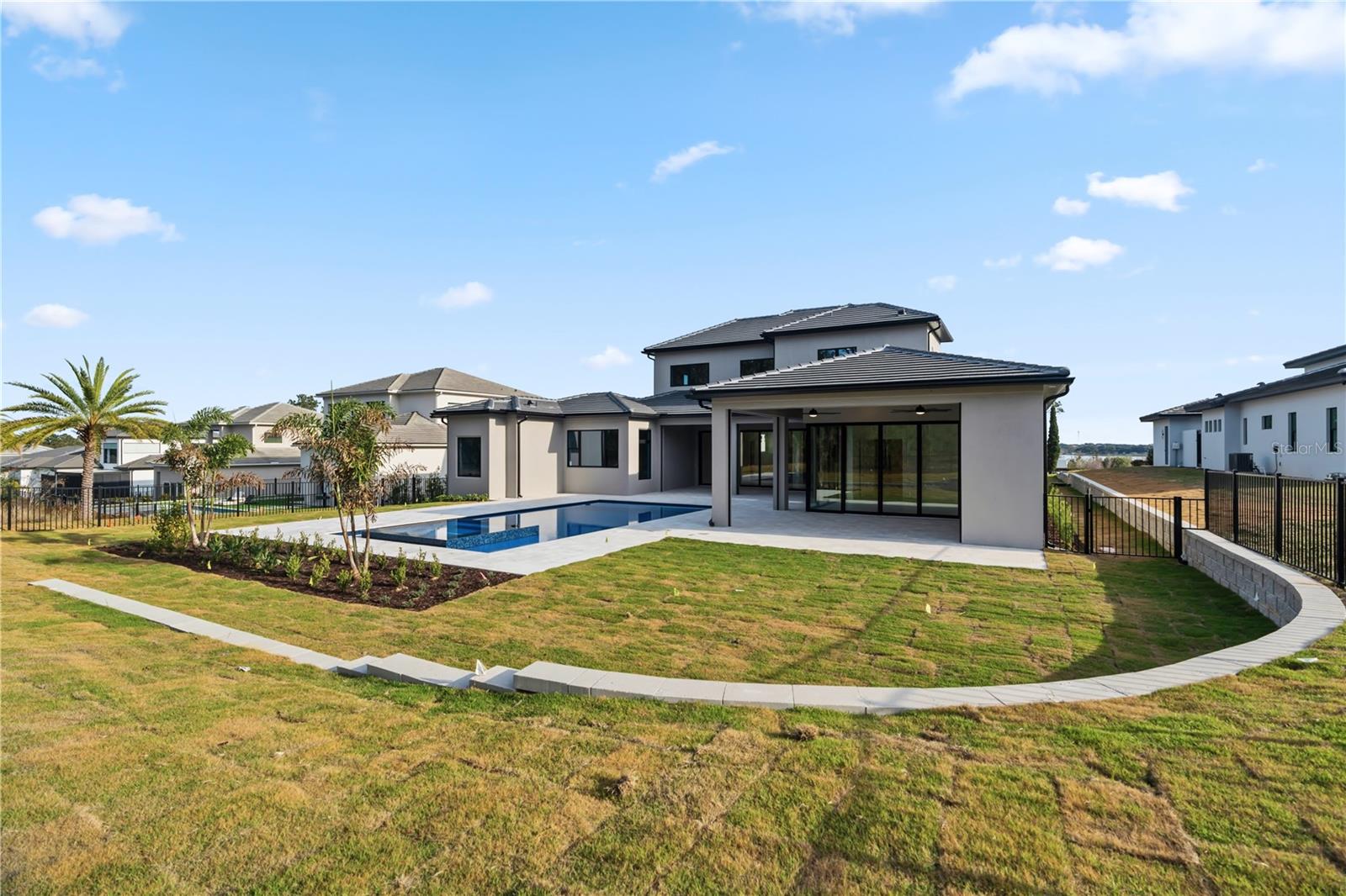 G5106408 Property Photo