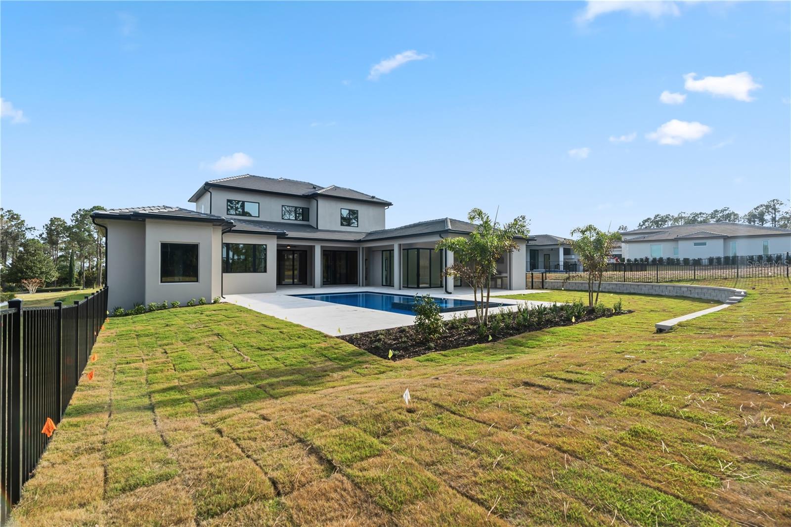 G5106408 Property Photo