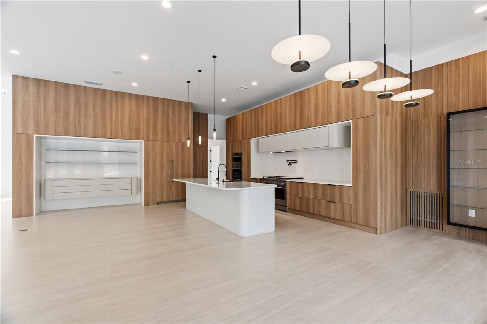 G5106408 Property Photo