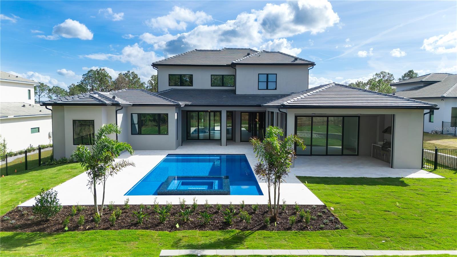 G5106408 Property Photo