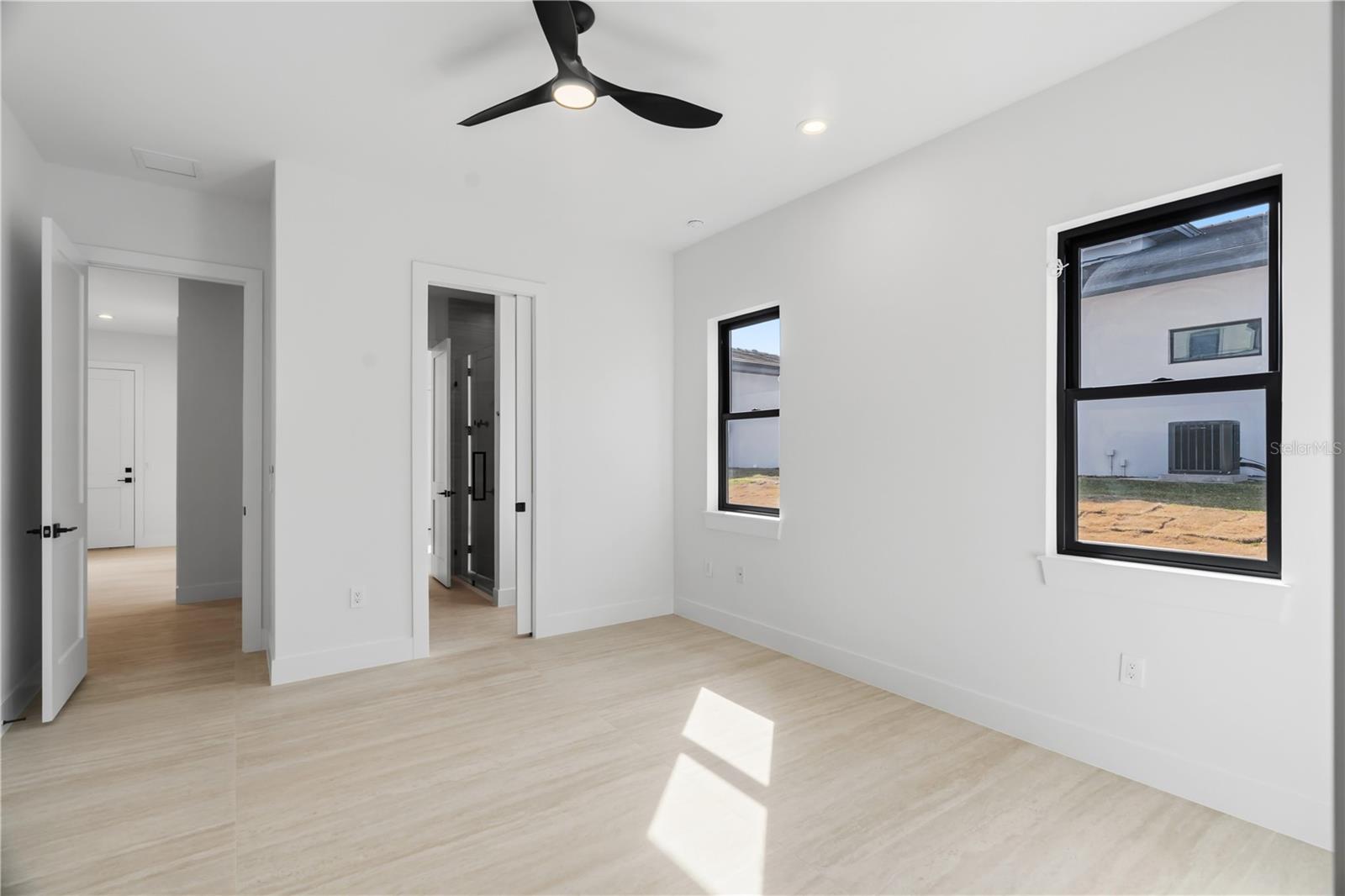 G5106408 Property Photo