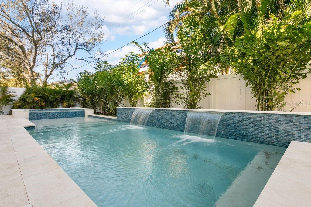 5019 W DICKENS AVE, TAMPA, FL, 33629