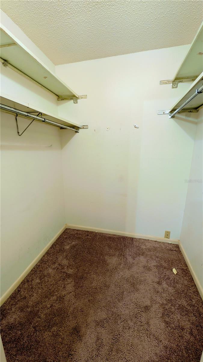 TB8462815 Property Photo