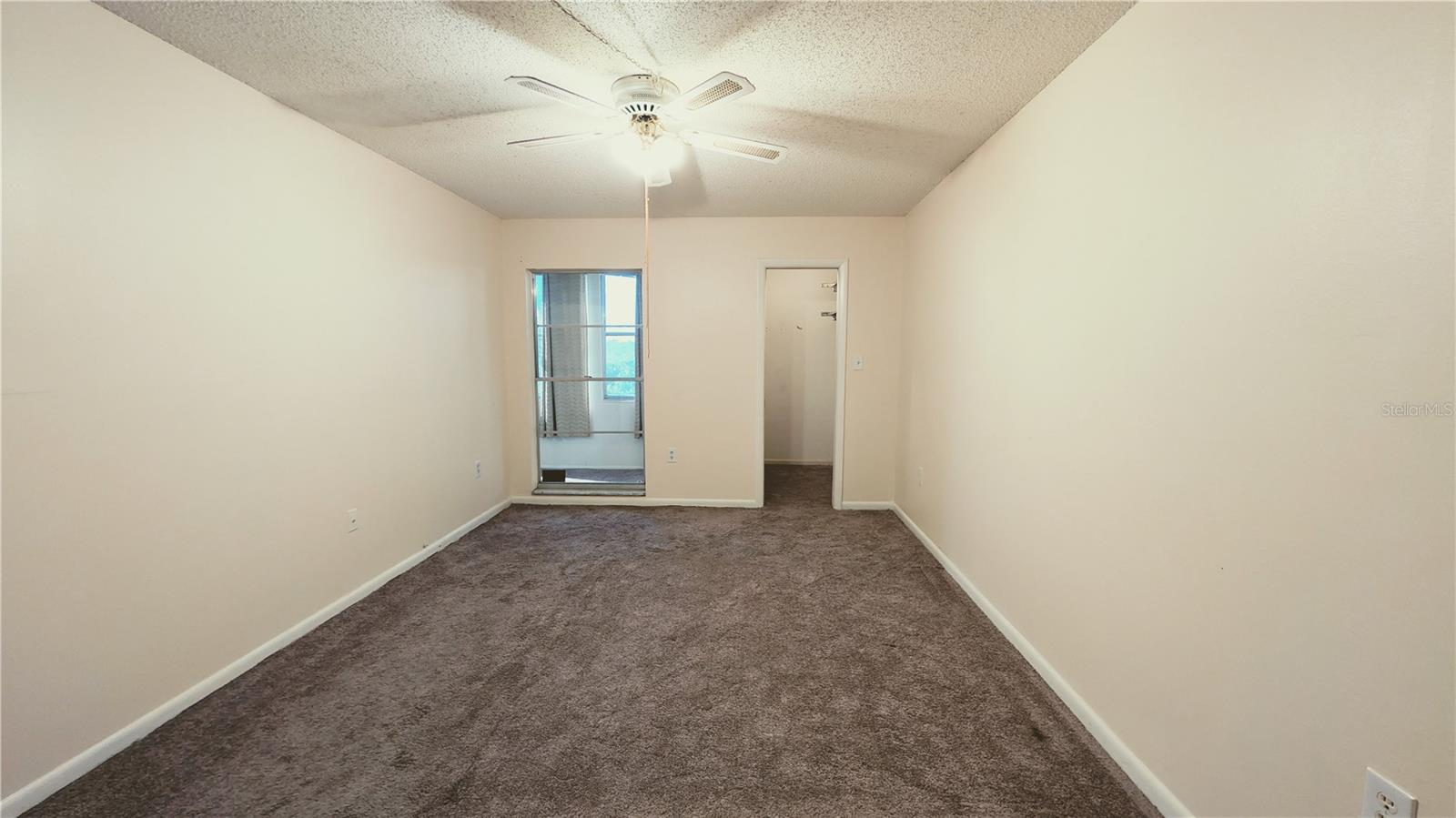 TB8462815 Property Photo