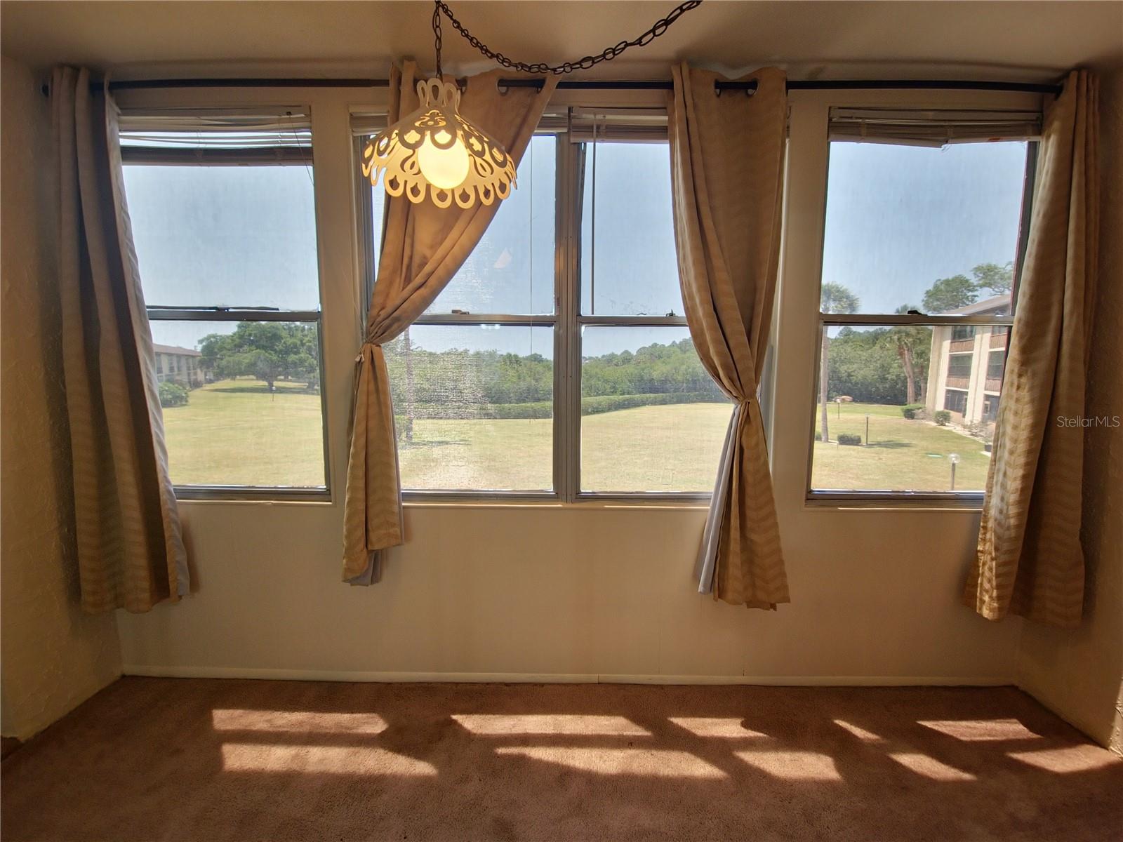 TB8462815 Property Photo