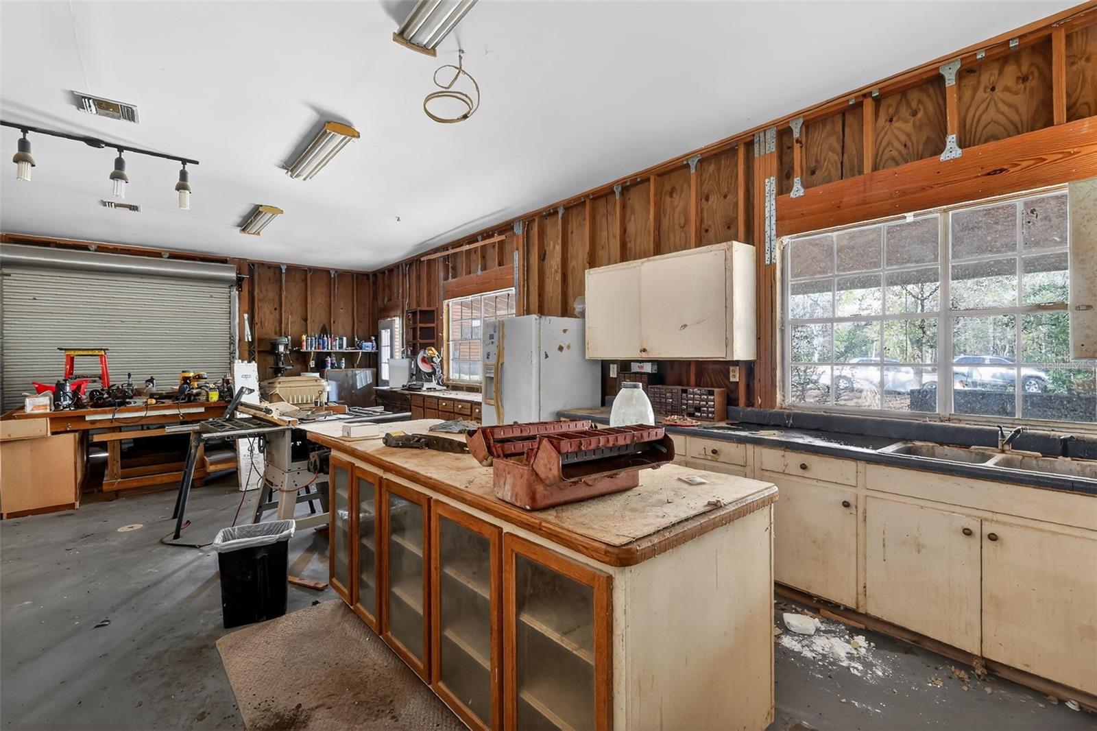 40242 EMERALDA ISLAND RD, LEESBURG, FL, 34788