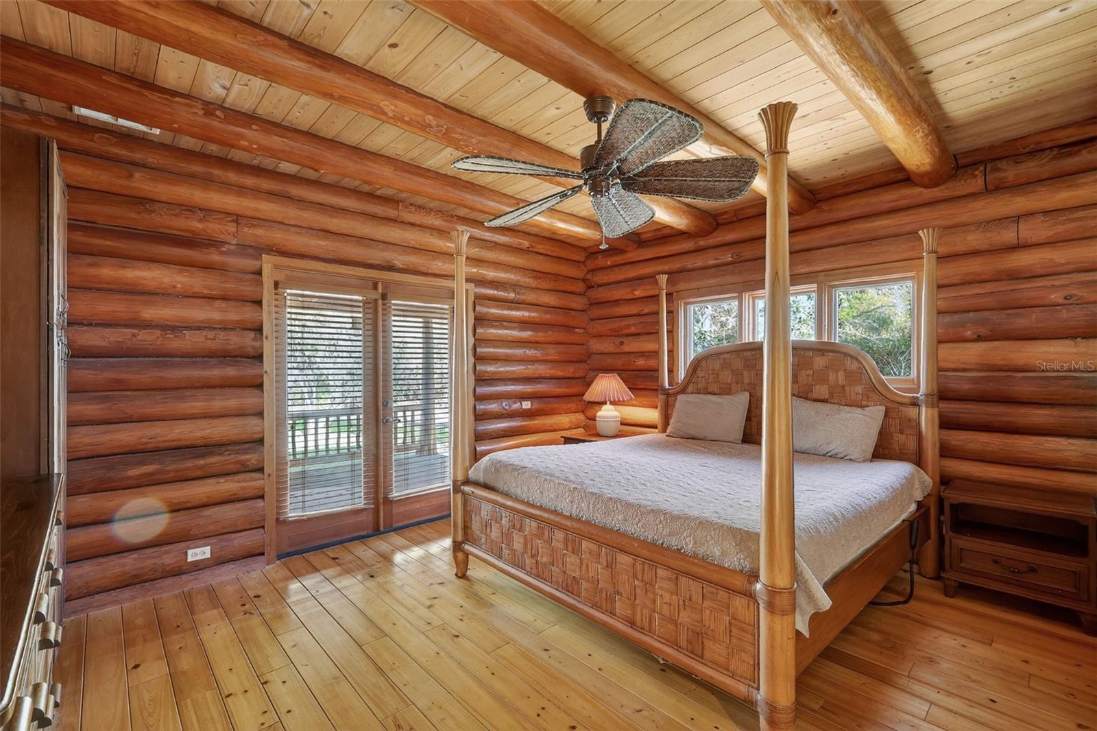 40242 EMERALDA ISLAND RD, LEESBURG, FL, 34788