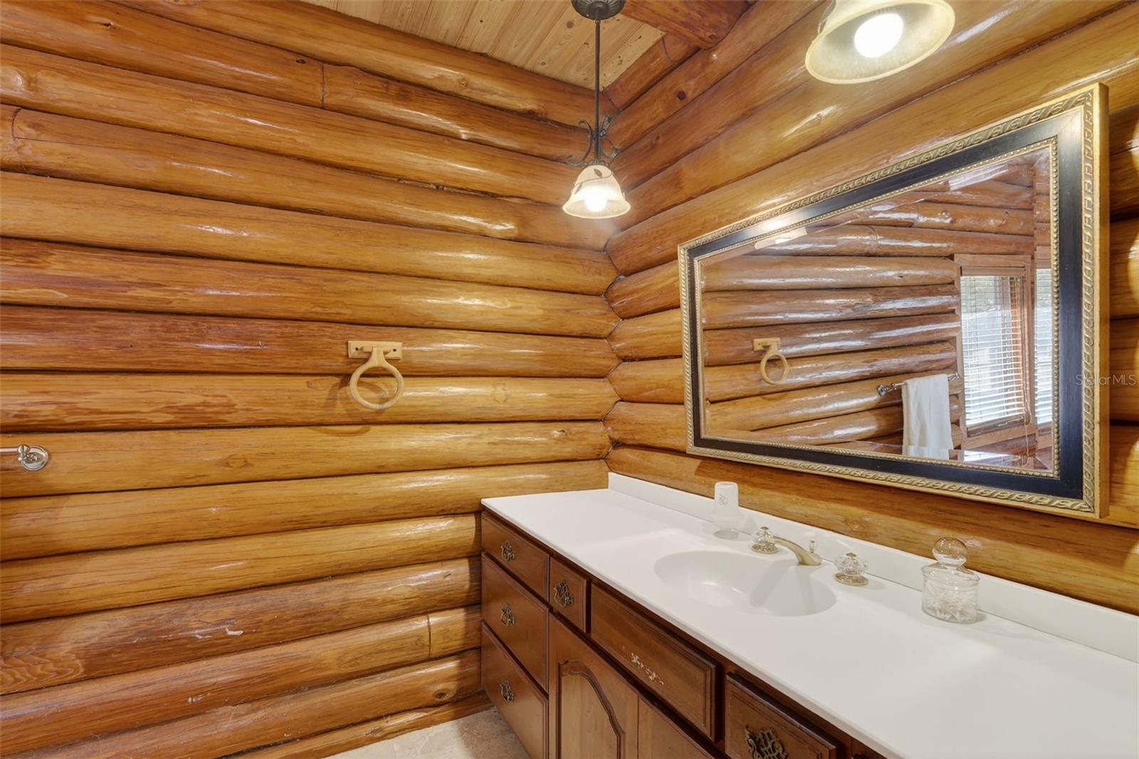 40242 EMERALDA ISLAND RD, LEESBURG, FL, 34788