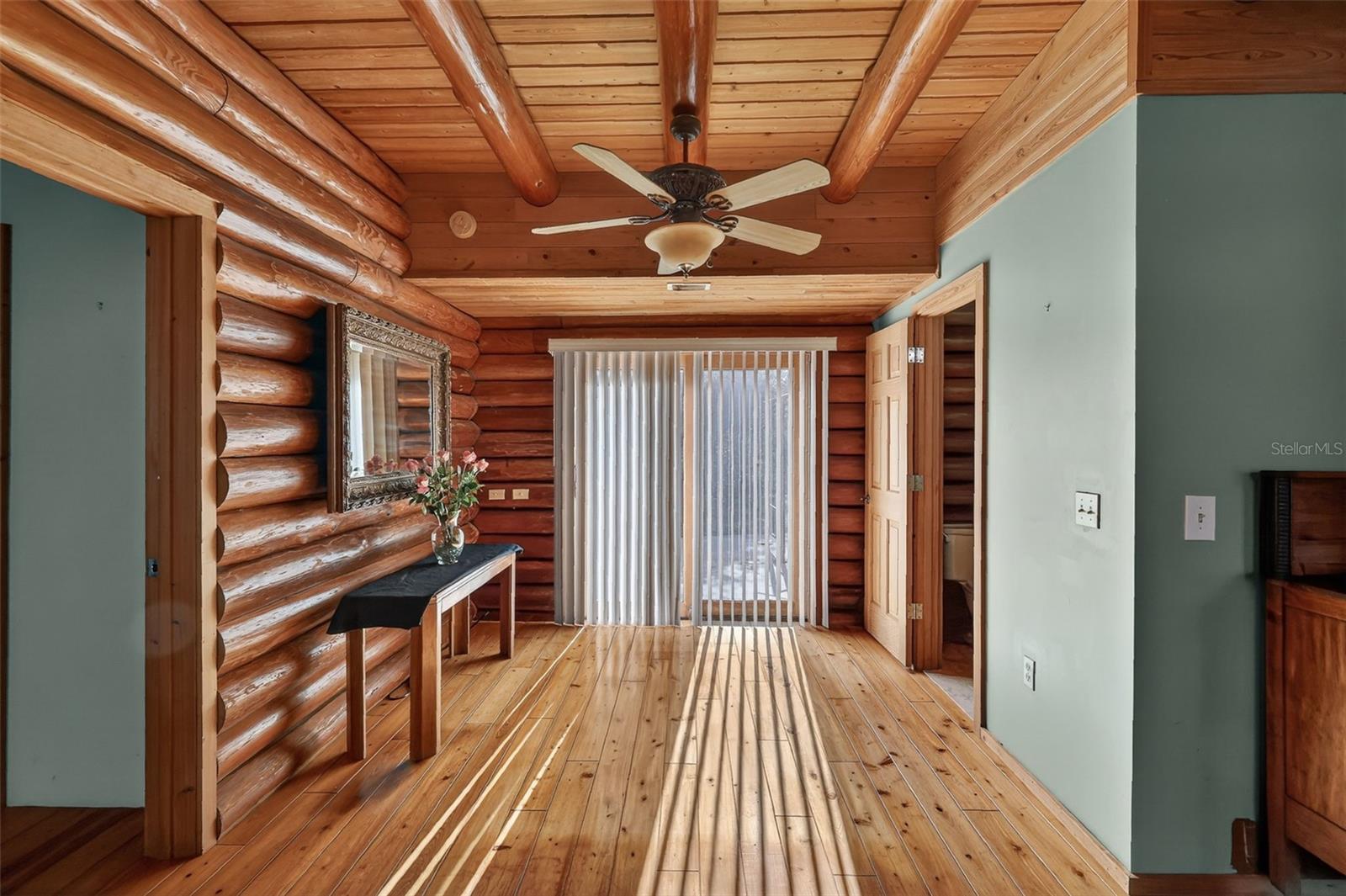 40242 EMERALDA ISLAND RD, LEESBURG, FL, 34788