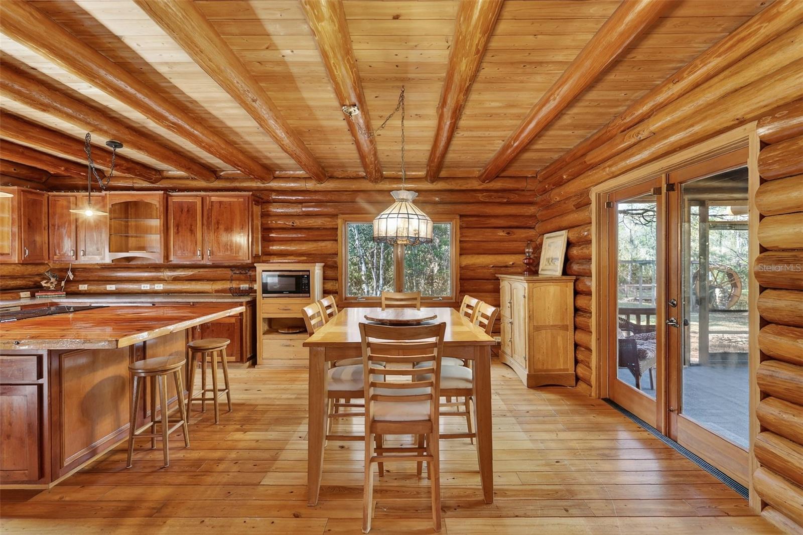 40242 EMERALDA ISLAND RD, LEESBURG, FL, 34788