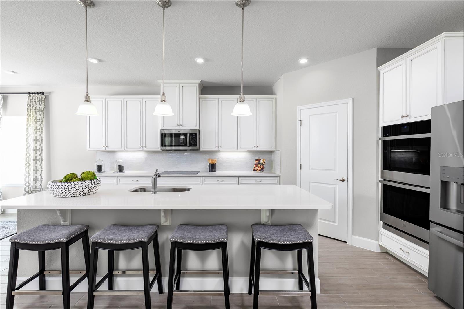 2218 BLUE HERON CIR, AUBURNDALE, FL, 33823