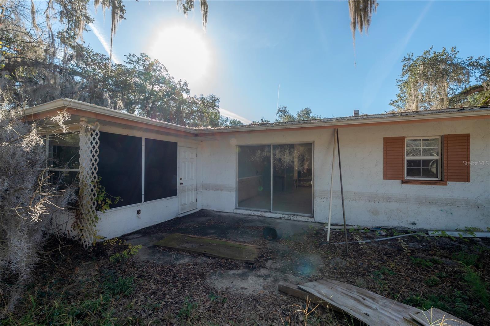 TB8462890 Property Photo