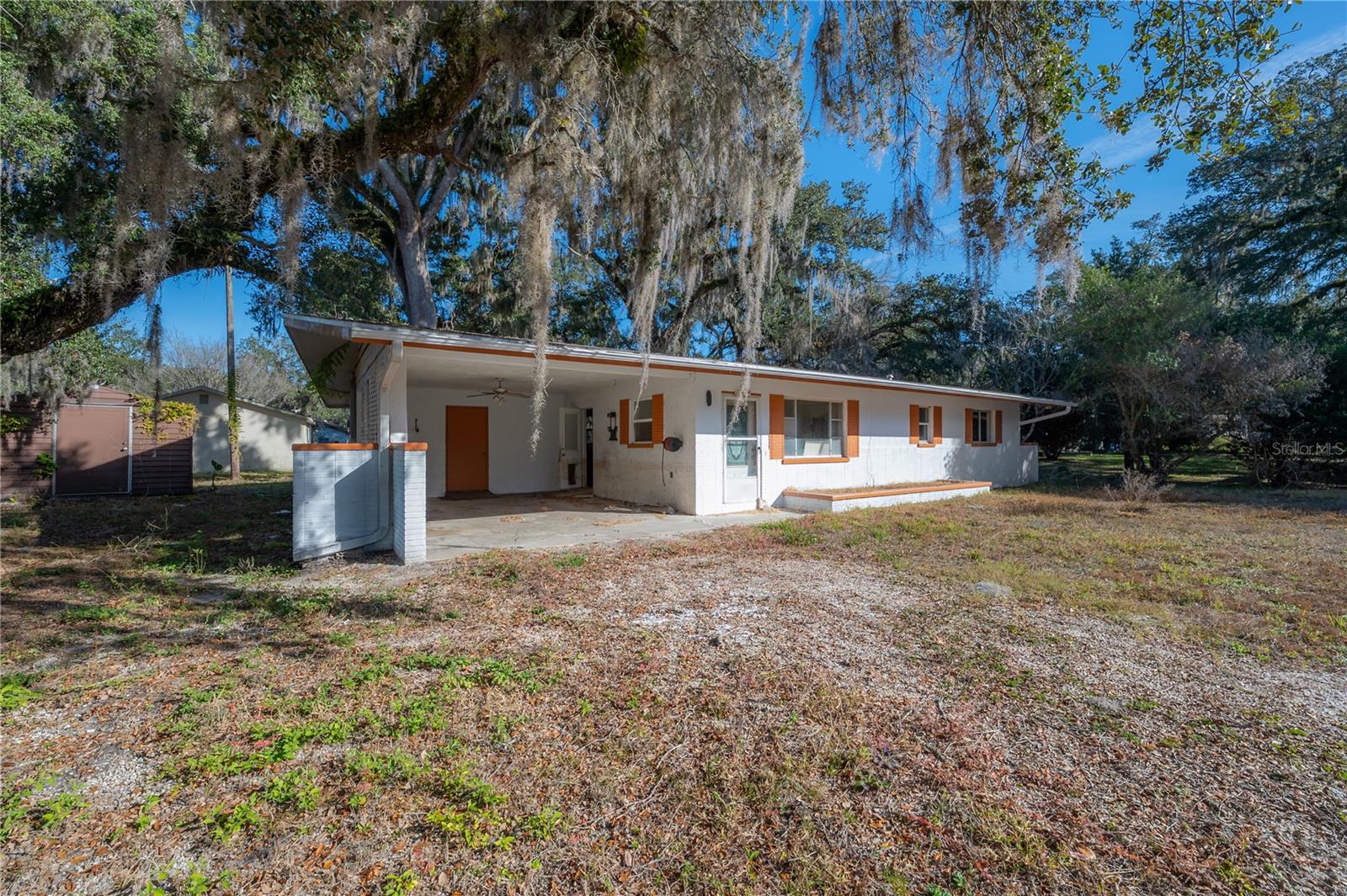 TB8462890 Property Photo