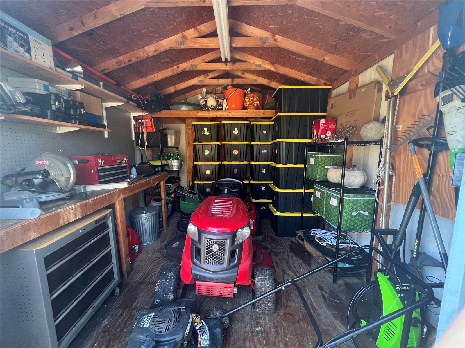 9825 LAKE GEORGIA DR, ORLANDO, FL, 32817