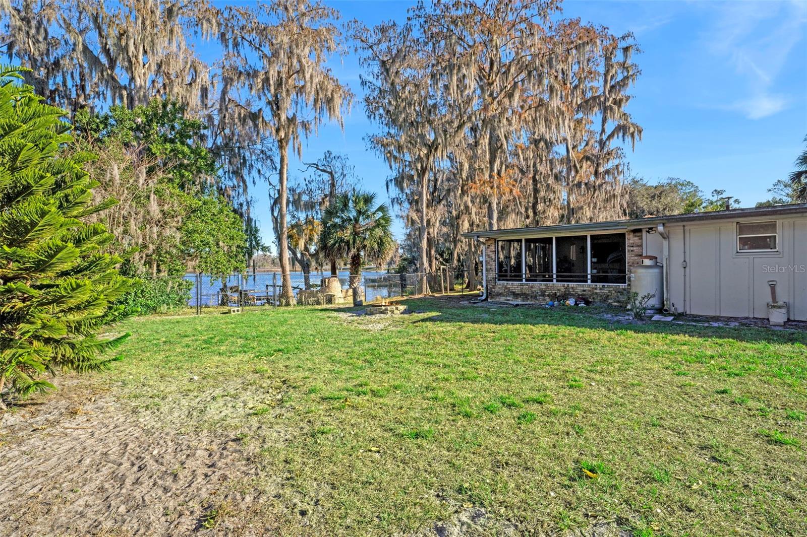 9825 LAKE GEORGIA DR, ORLANDO, FL, 32817