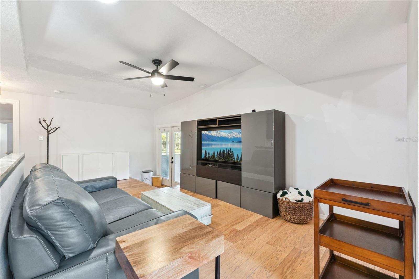 9825 LAKE GEORGIA DR, ORLANDO, FL, 32817