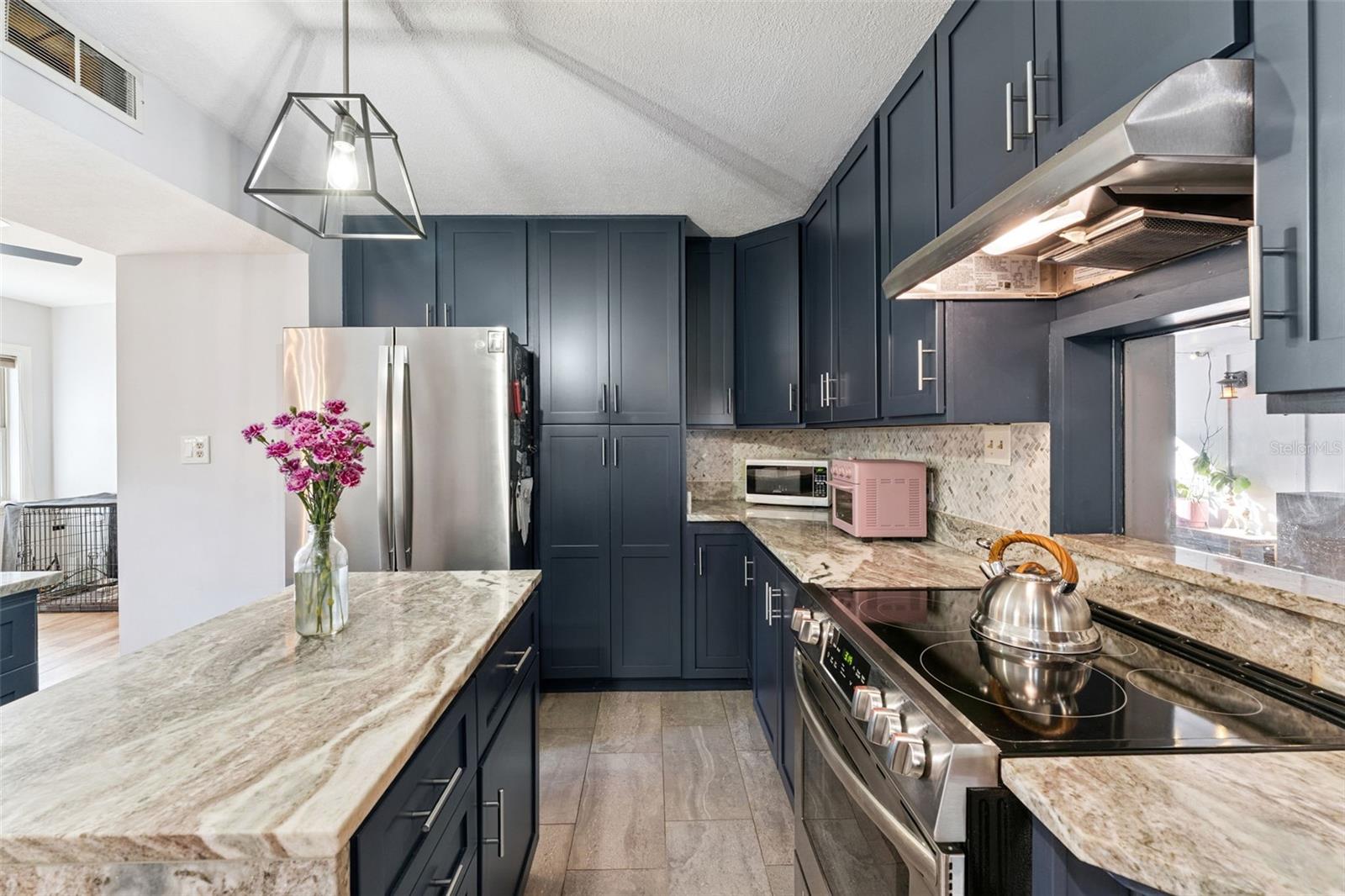 9825 LAKE GEORGIA DR, ORLANDO, FL, 32817