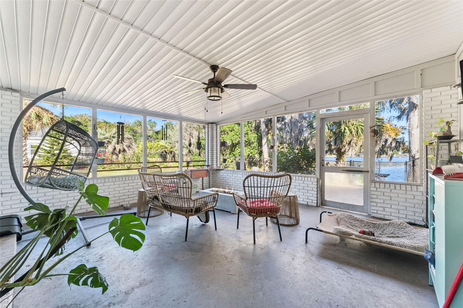 9825 LAKE GEORGIA DR, ORLANDO, FL, 32817