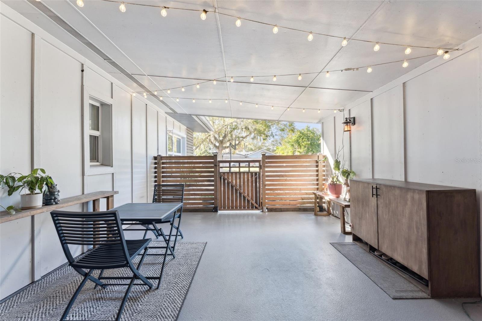 9825 LAKE GEORGIA DR, ORLANDO, FL, 32817