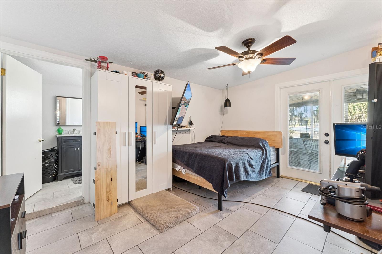 9825 LAKE GEORGIA DR, ORLANDO, FL, 32817