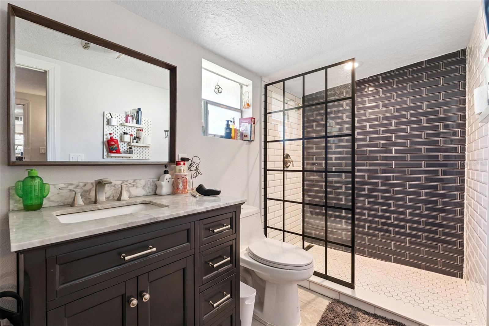 9825 LAKE GEORGIA DR, ORLANDO, FL, 32817