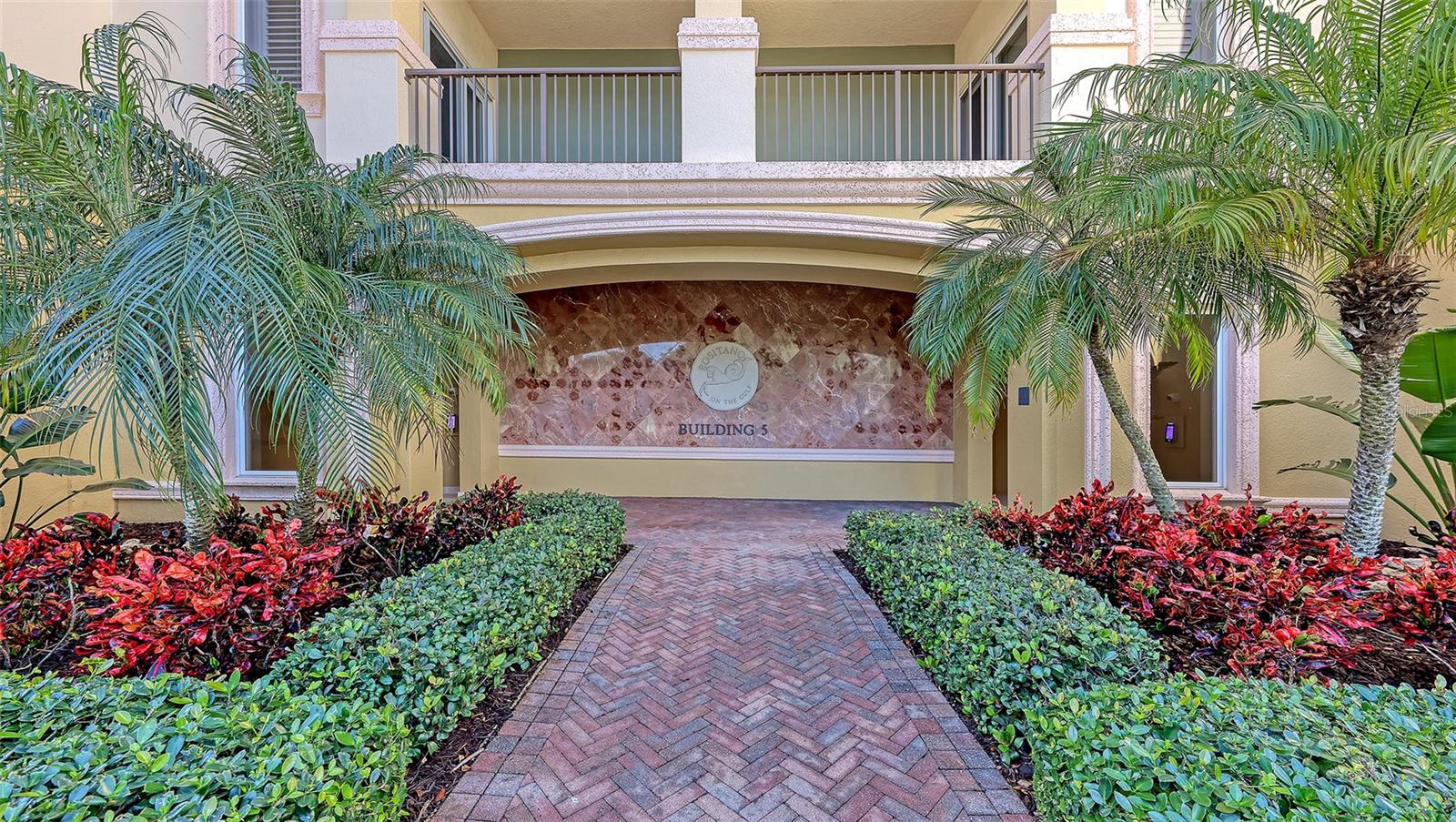 A4677613 Property Photo