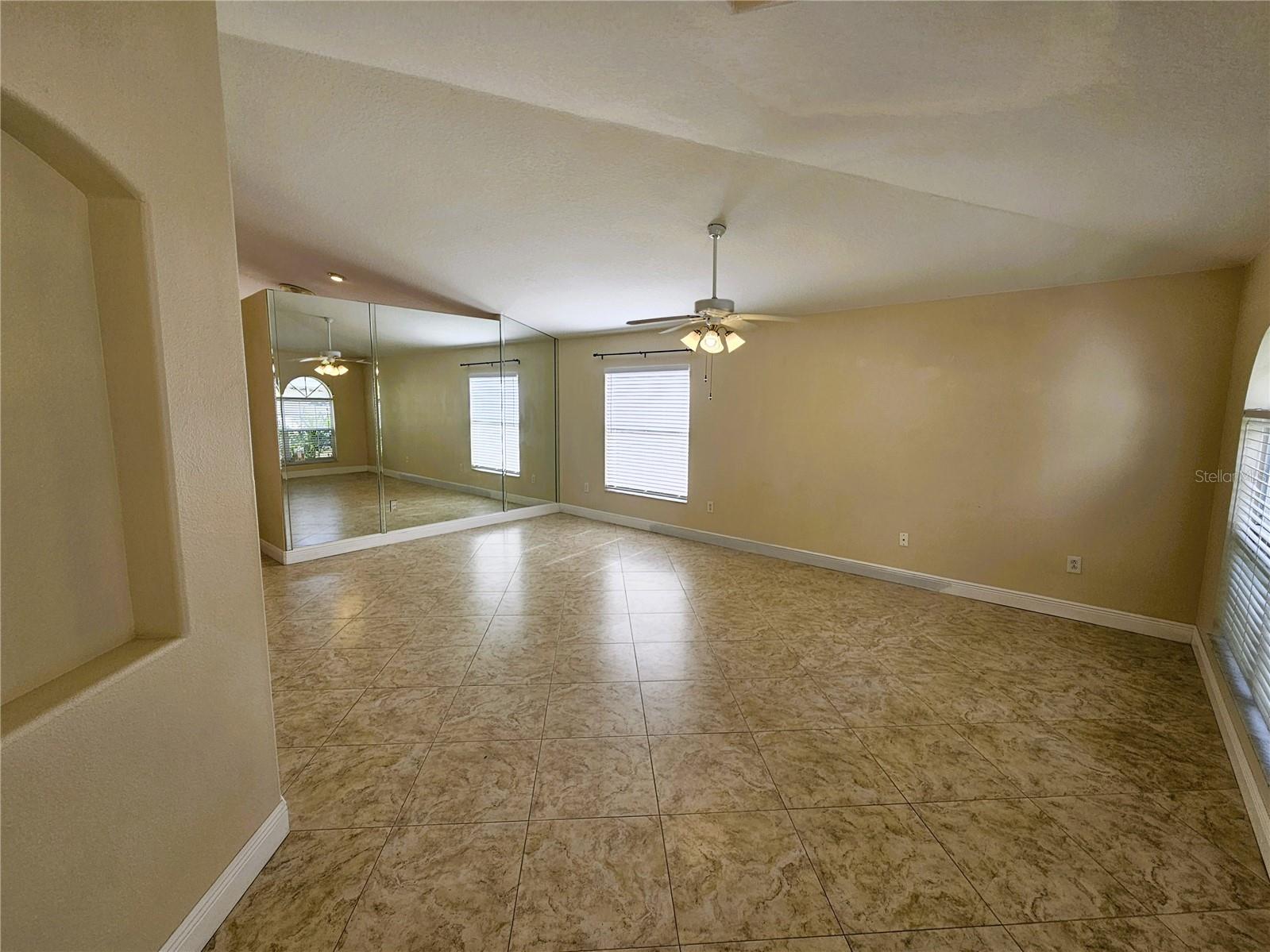 19317 SEACOVE DR, LUTZ, FL, 33558