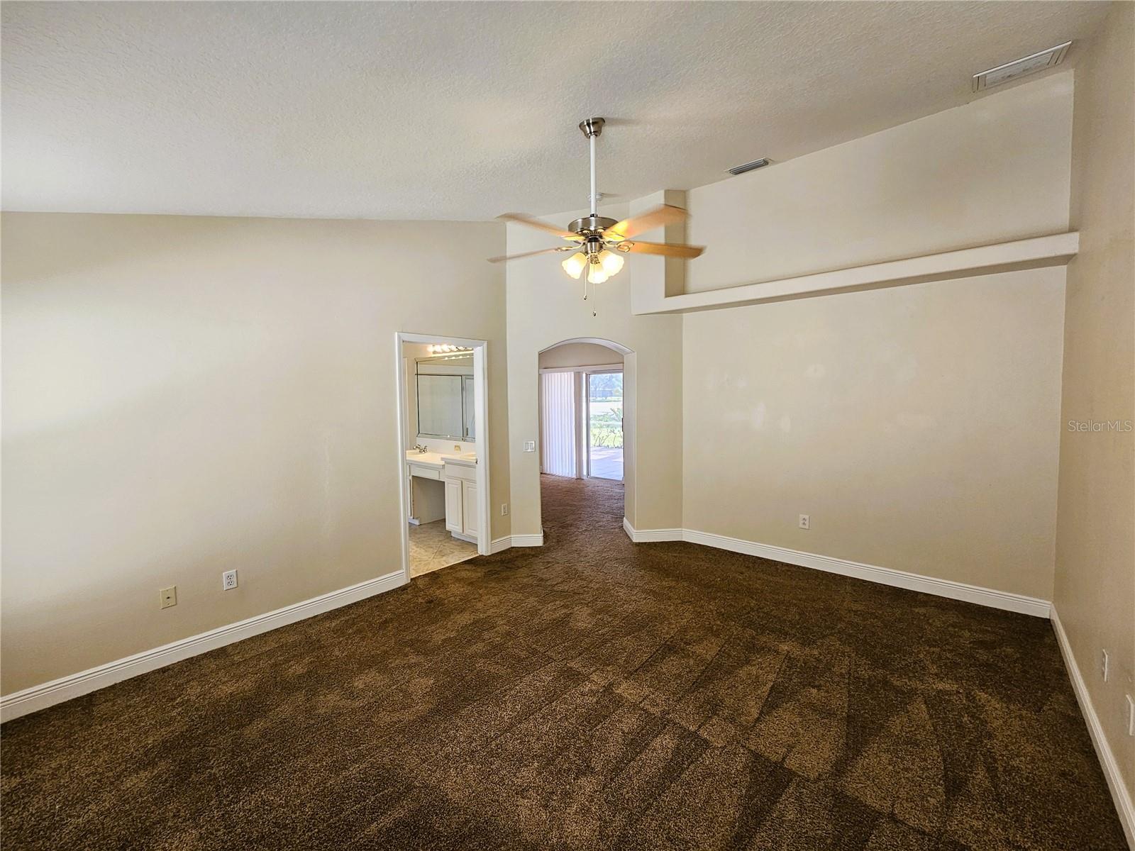 19317 SEACOVE DR, LUTZ, FL, 33558