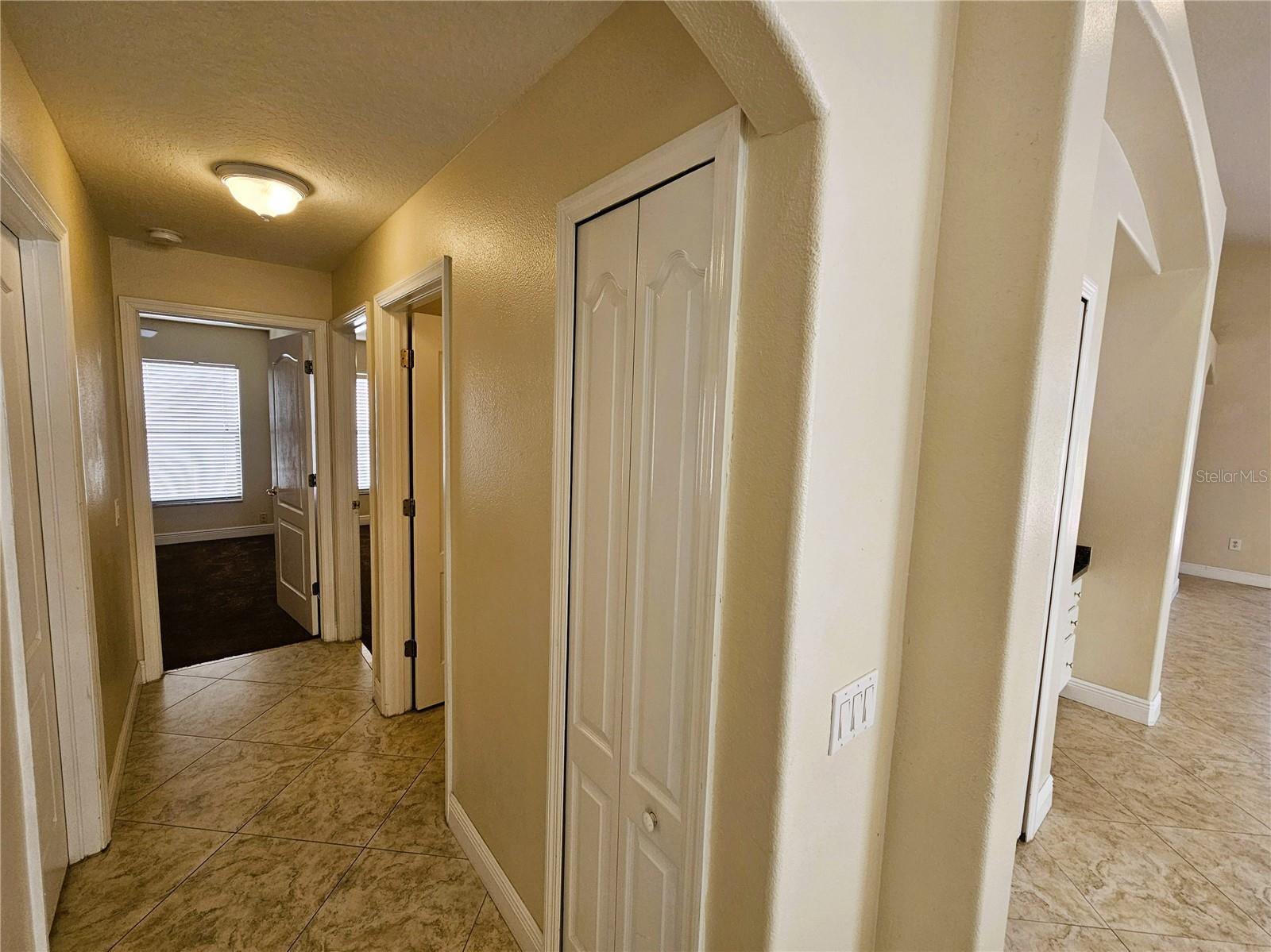 19317 SEACOVE DR, LUTZ, FL, 33558