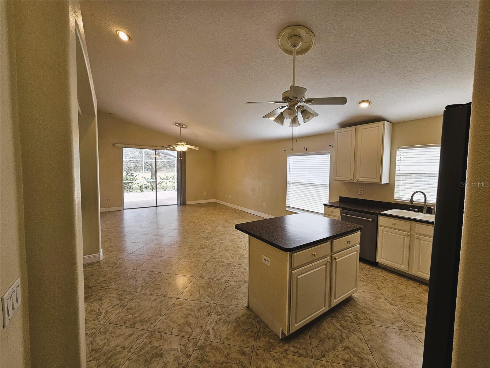 19317 SEACOVE DR, LUTZ, FL, 33558