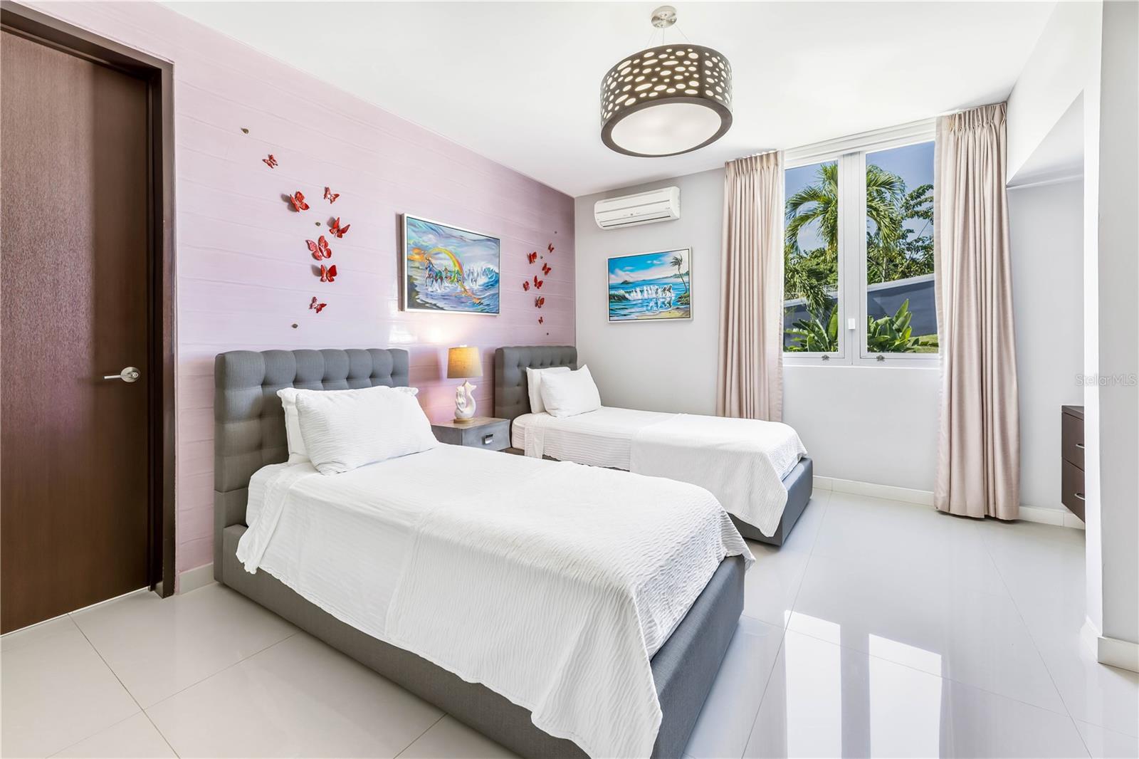 PR9118409 Property Photo