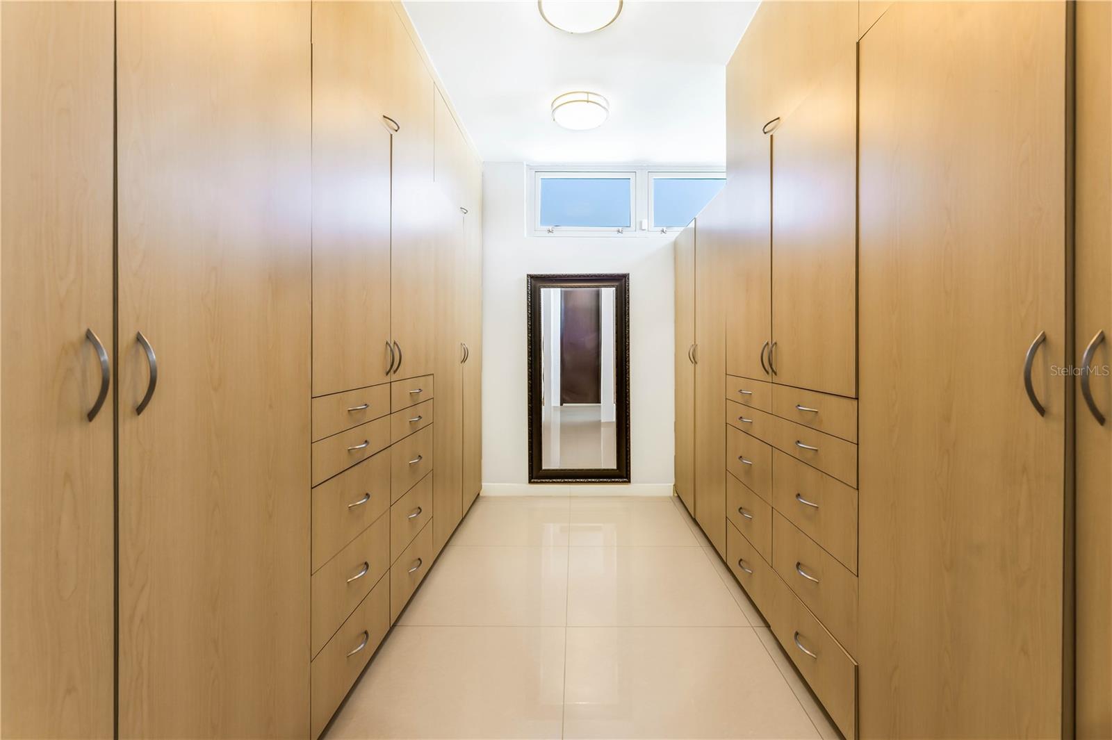 PR9118409 Property Photo