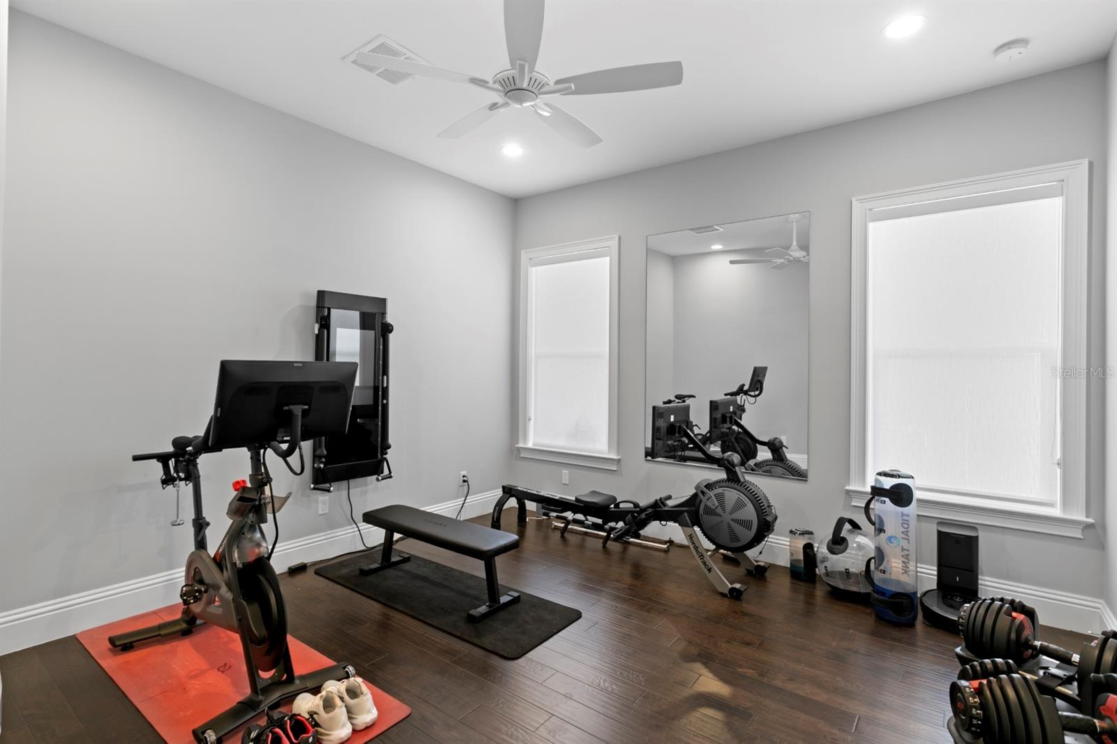 TB8462945 Property Photo