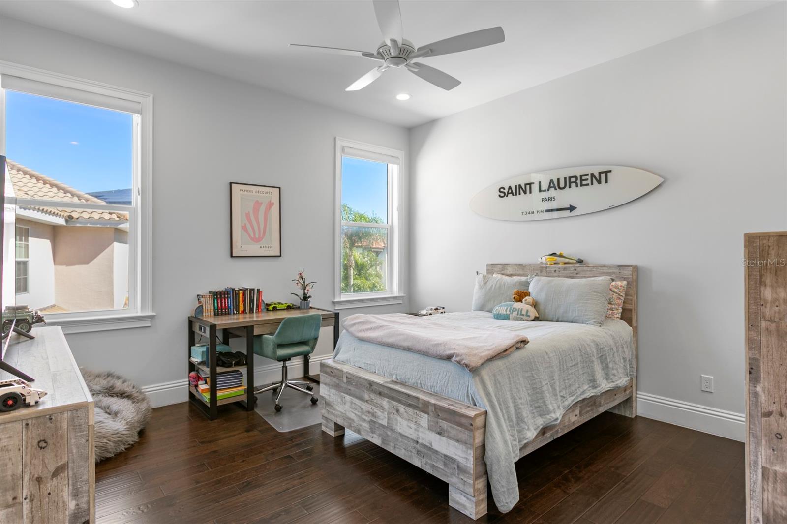 TB8462945 Property Photo