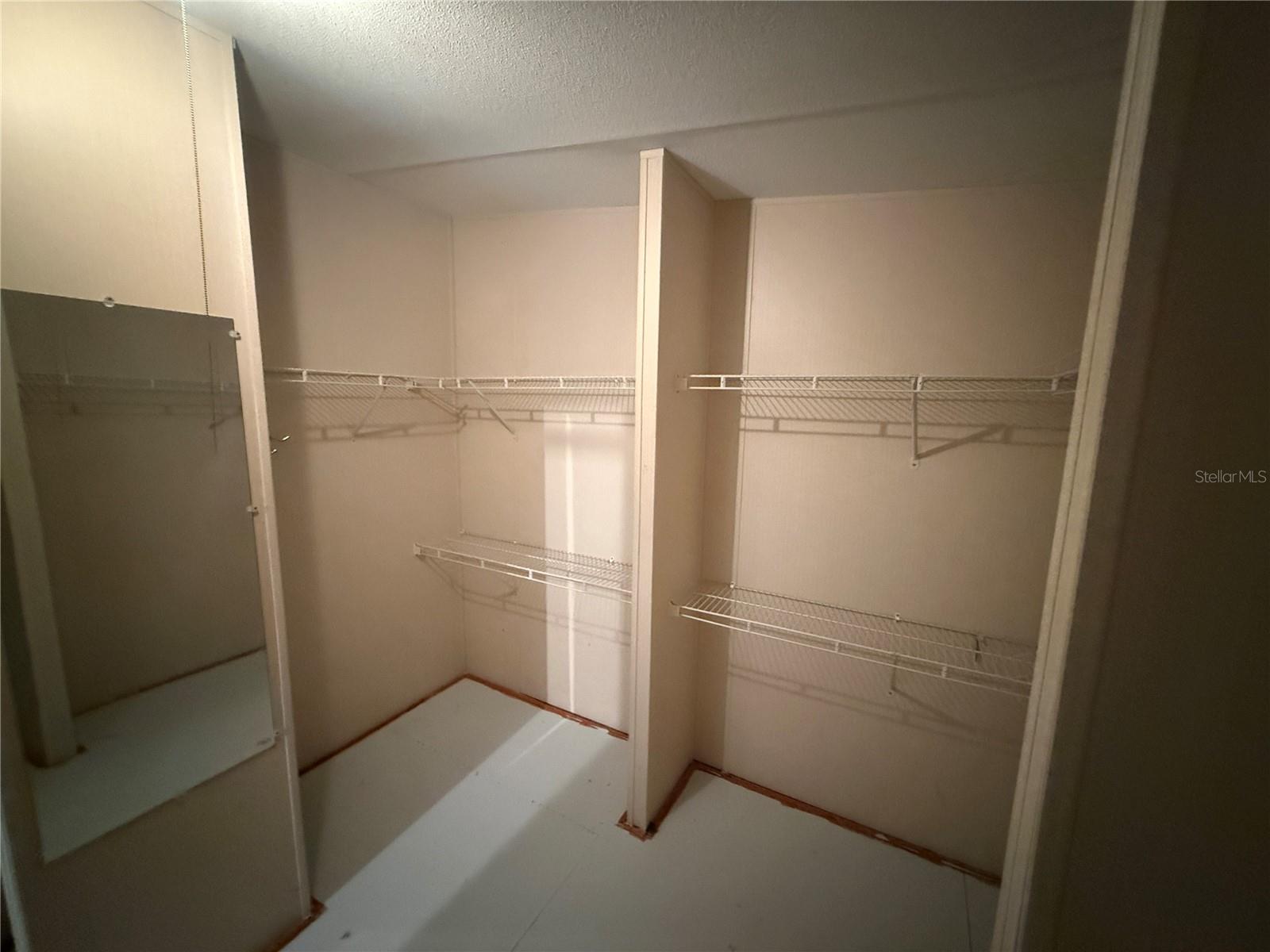 GC536481 Property Photo