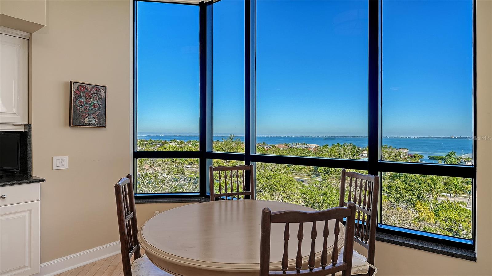 A4677632 Property Photo