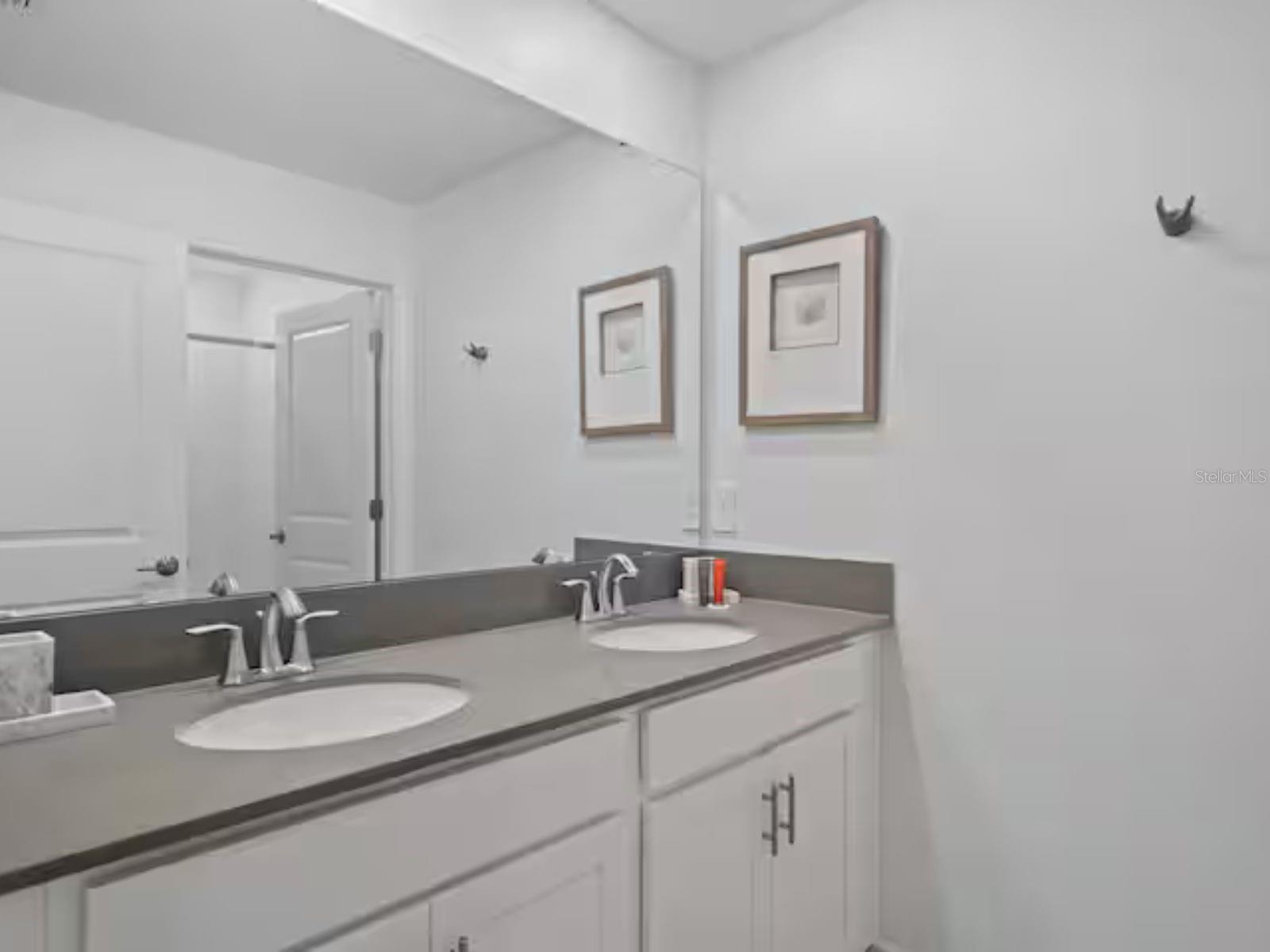 1184 KINGSBARN ST, DAVENPORT, FL, 33896