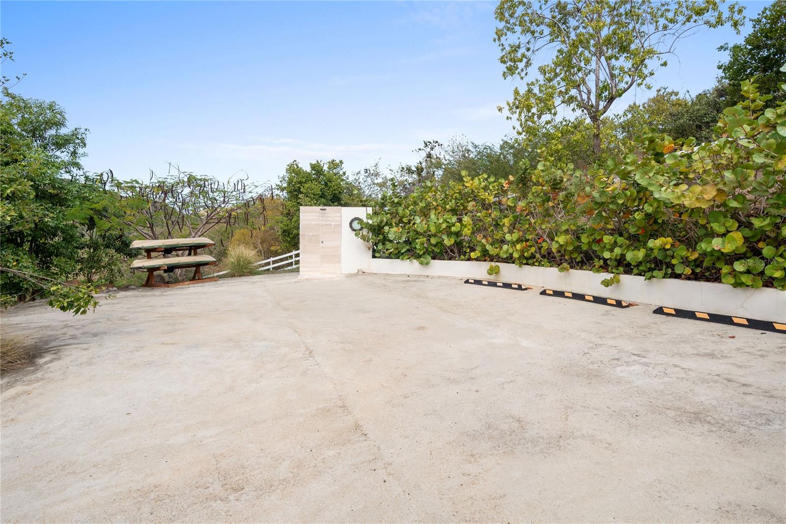 PR9118411 Property Photo