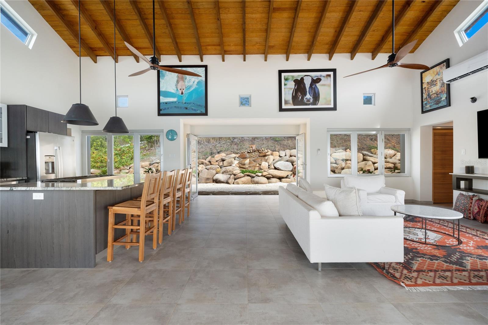 PR9118411 Property Photo