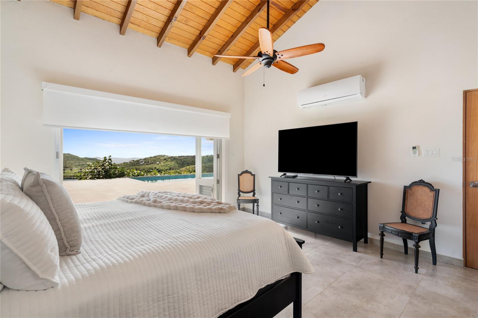 PR9118411 Property Photo