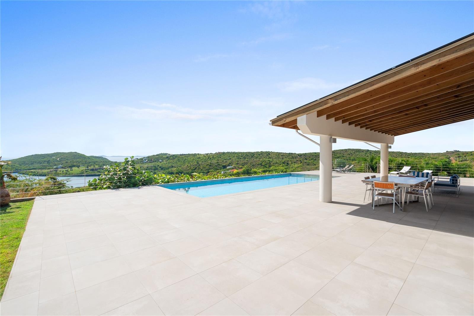 PR9118411 Property Photo